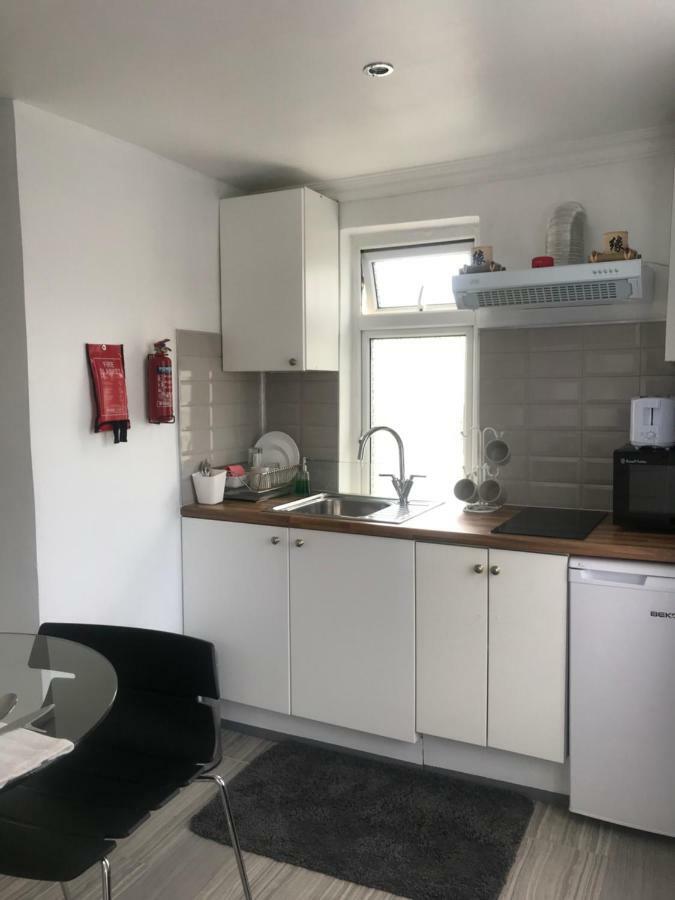 Studio Apartment Rainham  Exteriör bild